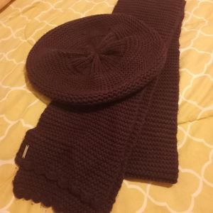 Beret/Hat and scarf set